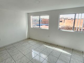 Foto 3 de CASA COMERCIAL EN ARRIENDO GAITAN