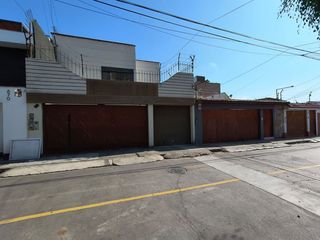 Foto 1 de PARA CONSTRUCTORES: VENTA 2 CASAS JUNTAS EN PUEBLO LIBRE