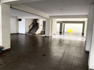 Foto 13 de VENTA DE DEPARTAMENTO DUPLEX 4TO PISO URB. SANTA EDELMIRA