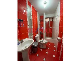 Foto 10 de 1130958 🔥🏡✨ ¡Tu Nuevo Hogar Te Espera En El Corazón De Comas! ✨🏡: Casa Multifamiliar De 3 Pisos Que Consta De 3 Departamentos Y Mini Departamento