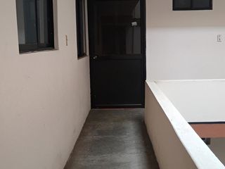 Foto 5 de CASA RENTERA 11 DEPARTAMENTOS - TERRAZA TECHADA Santa Sector Santa Rosa de Chillogallo