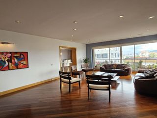 Foto 1 de Vendo Departamento de 4 Dormitorios   En el mejor Sector  De Alta Plusvalía en   Quito Tenis