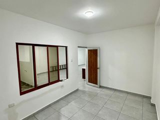 Foto 6 de CASA COMERCIAL EN MARACOS