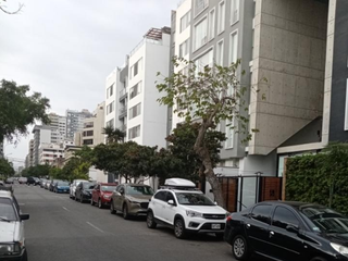 Foto 2 de Alquilo Oficina en Miraflores