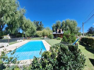 Foto 4 de HERMOSO COMPLEJO DE CABAñAS BARRIO GOLF