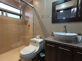 Foto 10 de Fully Furnished Three-Story Home for Rent in Downtown Cuenca