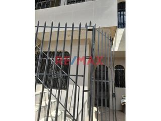 Foto 12 de Se Alquila Departamento 1Er Y 2Do Piso En Calle 8 Sullana // ID: 1133085