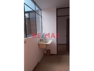 Foto 8 de Ocasión Vendo Departamento 2Do Piso En Breña