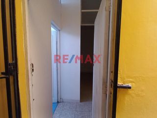 Foto 10 de Amplia Casa De 2 Pisos Av. Miguel Grau Smp