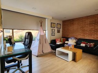 Foto 6 de Rento PETH HOUSE 147 mts,  SIN MUEBLES  CHIA AVENIDA CHILACOS, 3 habitaciones, 4 baños, sala comedor, cocina, lavanderia, 2 terrazas, bbq, 2 parqueade