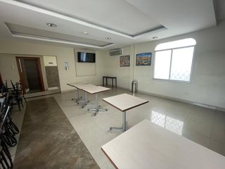 Foto 4 de CIUDADELA URDESA VENDO   PRECIOSA Y AMPLIA CASA, FULL ACABADOS IDEAL PARA OFICINAS, BODEGAS O VIVIENDA