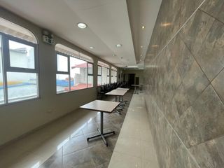 Foto 5 de CIUDADELA URDESA VENDO   PRECIOSA Y AMPLIA CASA, FULL ACABADOS IDEAL PARA OFICINAS, BODEGAS O VIVIENDA