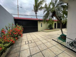 Foto 3 de CIUDADELA URDESA VENDO   PRECIOSA Y AMPLIA CASA, FULL ACABADOS IDEAL PARA OFICINAS, BODEGAS O VIVIENDA