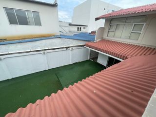 Foto 12 de CIUDADELA URDESA VENDO   PRECIOSA Y AMPLIA CASA, FULL ACABADOS IDEAL PARA OFICINAS, BODEGAS O VIVIENDA