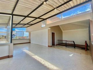 Foto 5 de SE ALQUILA CASA TIPO COMERCIAL EN MACHALA