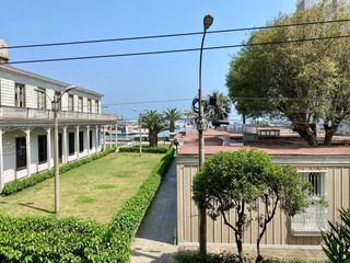 Foto 2 de Venta de amplio departamento en Ancón