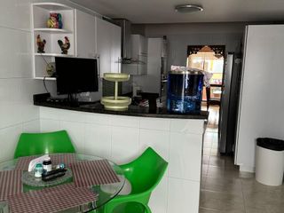 Foto 14 de VENDO APARTAMENTO EDIFICIO JARDIN DE LOS CEREZOS en el BARRIO SOTOMAYOR BUCARAMANGA