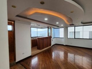 Foto 2 de Venta departamento dúplex sector Agua Clara - Quito