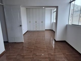Foto 12 de Venta Amplio Departamento En Estreno - Villa Maria Del Triunfo - Piso 1