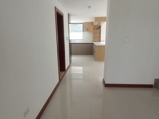 Foto 7 de DEPARTAMENTO DUPLEX - 4 DORMITORIOS CON BAÑO PRIVADO - LOMAS DE MONTESERRIN - UDLA - ECOPARK - ACADEMIA COTOPAXI