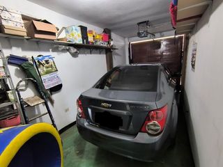 Foto 5 de Venta De Casa Multifamiliar - 3 Pisos - Urb Cayran - SMP