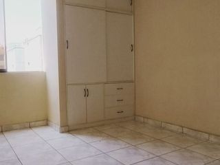 Foto 10 de Venta de Departamento en Las Torres de Los Olivos de 74 m²