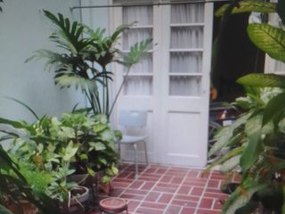 Foto 9 de VENTA CASA DOS PLANTAS-OPCION DE LOCAL COMERCIAL