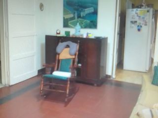Foto 11 de VENTA CASA DOS PLANTAS-OPCION DE LOCAL COMERCIAL