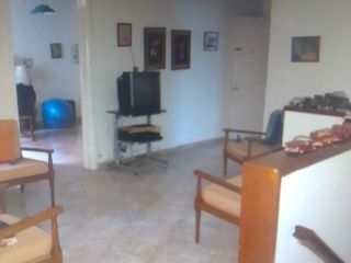 Foto 12 de VENTA CASA DOS PLANTAS-OPCION DE LOCAL COMERCIAL