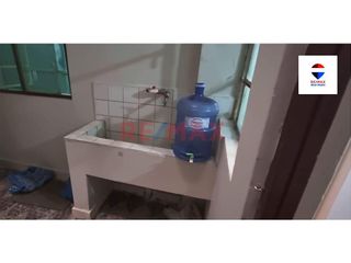 Foto 3 de Venta De Casa De 4 Pisos En Importante Zona De Talara Urb. Barrio Particular Luis Fraser 263 Talara // ID: 1133302