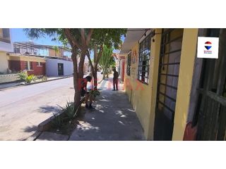 Foto 13 de Venta De Casa De 4 Pisos En Importante Zona De Talara Urb. Barrio Particular Luis Fraser 263 Talara // ID: 1133302