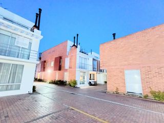 Foto 71 de ESPECTACULAR CASA ESQUINERA EN CHÍA