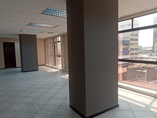 Foto 16 de Oficinas en venta en la 9 de octubre, centro de guayaquil