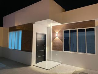Foto 3 de SE VENDE CASA EN URB LOS GIRASOLES