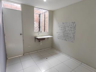 Foto 10 de Se Alquila Casa en 1er Piso – Urb. Sol de La Florida, Ica
