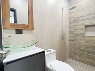 Foto 9 de CASA EN VENTA EN URBANIZACION VALLE BOMBOLI