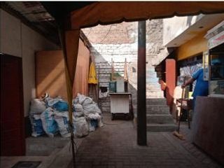 Foto 4 de Venta De Casa como Terreno En El Cercado de Lima