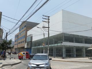 Foto 1 de OCASIÒN VENDO LOCAL COMERCIAL SAN JUAN LURIGANCHO