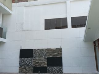 Foto 6 de OCASIÒN VENDO LOCAL COMERCIAL SAN JUAN LURIGANCHO