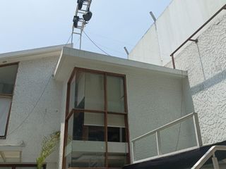 Foto 8 de OCASIÒN VENDO LOCAL COMERCIAL SAN JUAN LURIGANCHO