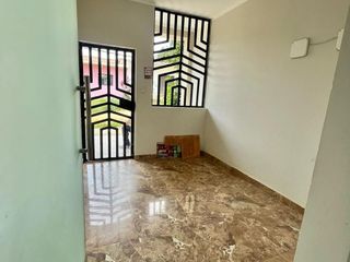 Foto 4 de Tarapoto es el centro, ok. ¿Pero has visto cómo crece La Banda de Shilcayo? Esta casa de 3 pisos en La Banda de Shilcayo te ofrece 'otra perspectiva'.