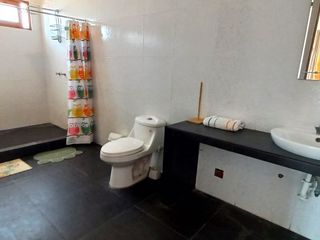 Foto 16 de SE VENDE ESTUPENDA CASA EN PACHACAMAC *AMPLIO JARDÍN *TERRAZA *PISCINA *1.200 M2 *PRECIO DE OCASIÓN