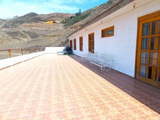 Foto 18 de SE VENDE ESTUPENDA CASA EN PACHACAMAC *AMPLIO JARDÍN *TERRAZA *PISCINA *1.200 M2 *PRECIO DE OCASIÓN
