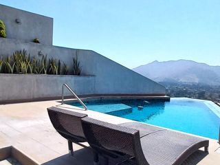 Foto 20 de SE VENDE ESTUPENDA CASA EN PACHACAMAC *AMPLIO JARDÍN *TERRAZA *PISCINA *1.200 M2 *PRECIO DE OCASIÓN