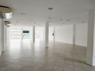 Foto 11 de Alquiler Local Comercial en La Alborada - Ave. Orellana - Norte Guayaquil - L32