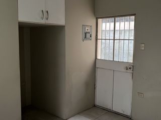 Foto 3 de Venta  casa de dos plantas en Conjunto Residencial Santorini, San felipe- Av. Juan Tanca Marengo