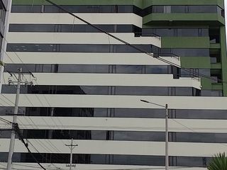 Foto 1 de Oficinas en séptimo piso, Av. Colón y 9 de Octubre, Edificio Solamar,