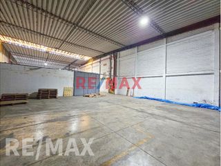 Foto 10 de Alquilo Almacen Industrial En Bocanegra 1,000 M2