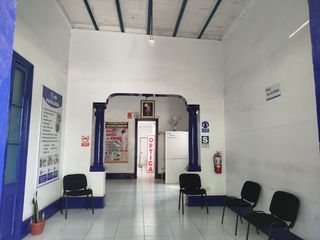 Foto 1 de VENTA DE CASA - LOCAL COMERCIAL EN CHOSICA