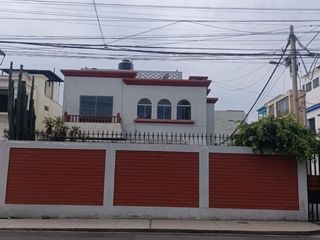 Foto 1 de Casa espaciosa en Alquiler ideal para Familia